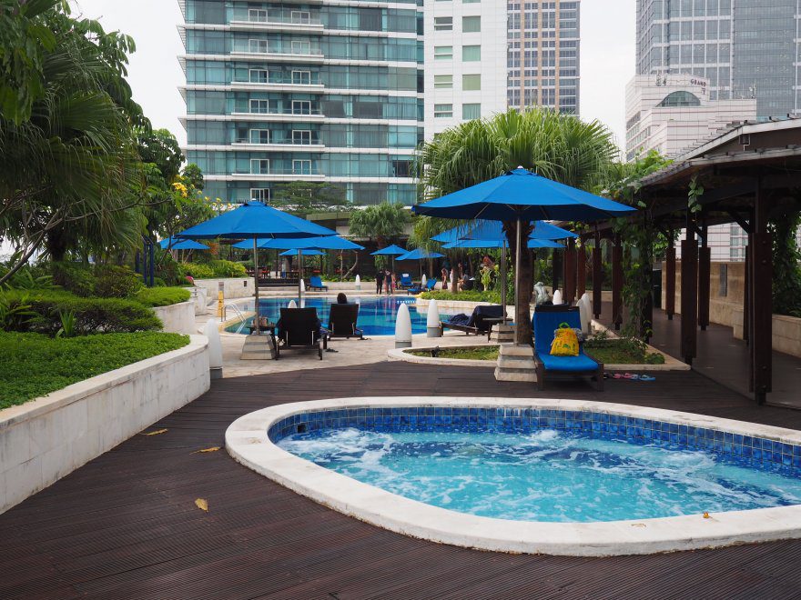 Kids-pool-and-adult-pool-in-Kempinski-Hotel-and-Residences